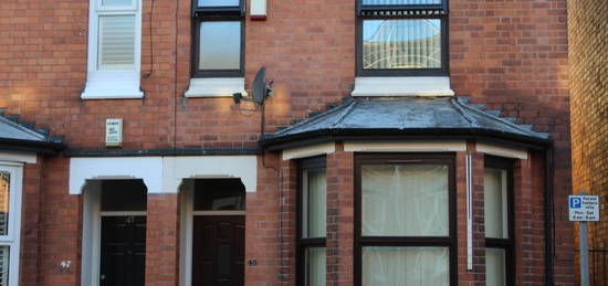 Terraced house to rent in Balfour Road, Nottingham NG7