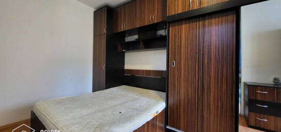 Apartament două camere, et. 2, Lipova