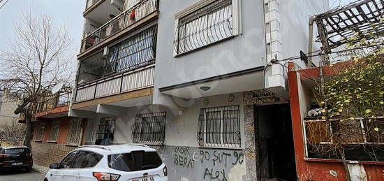 KARŞIYAKA BAYRAKLI GÜMÜŞPALA ACİL SATILIK DAİRE