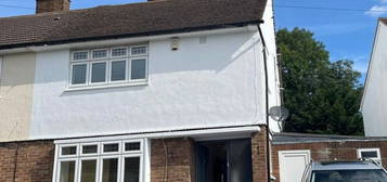 3 bed semi-detached house to rent