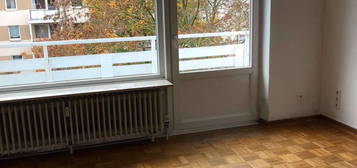 Helle 2,5 Zimmer Wohnung mit Balkon und Tageslichtbad