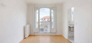 Studio 16m2 rue la convention 168 000