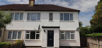 Maisonette to rent in Fairfield Drive, Harrow, Greater London HA2