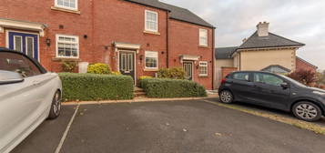 2 bed terraced house for sale