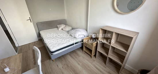 Location appartement 5 pièces 9 m²