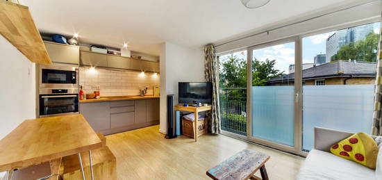 Flat for sale in Rogers Court, 5 Premiere Place E14