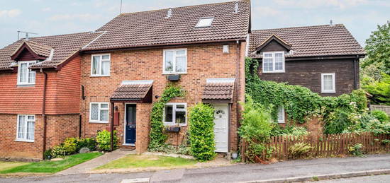 End terrace house to rent in Wilstone Drive, St. Albans, Hertfordshire AL4