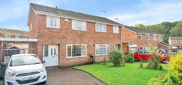 3 bed semi-detached house for sale