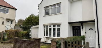 Link-detached house to rent in Highmeadow Crescent, London NW9