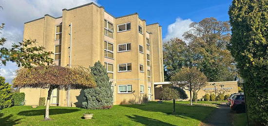 Flat to rent in Cavendish Avenue, Harrogate HG2