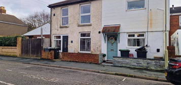 2 bed semi-detached house to rent