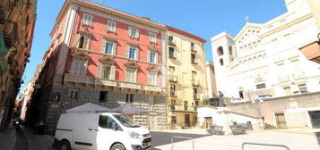 2 LOCALI A CAGLIARI