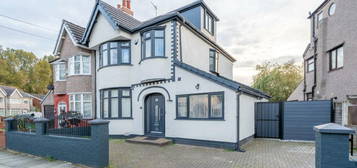 4 bedroom semi-detached house for sale