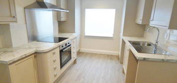 1 bedroom maisonette to rent