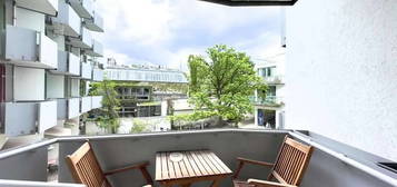 Stilvolle 1-Raum-Wohnung mit Balkon und EBK zum Innenhof nahe LMU und TU in der Maxvorstadt, München