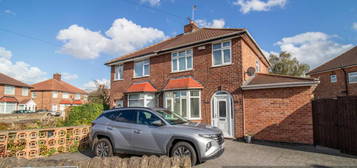 3 bedroom semi-detached house