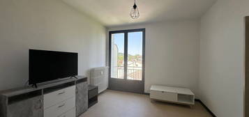 Studio 1 pièce 18 m²