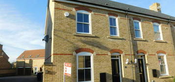 3 bedroom end of terrace house