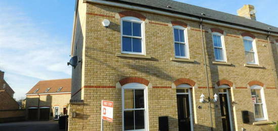 3 bedroom end of terrace house