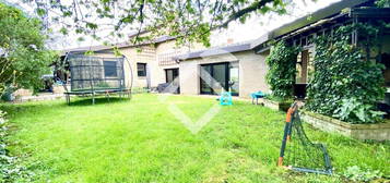 Maison  à vendre, 6 pièces, 4 chambres, 140 m²