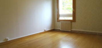 Location appartement 4 pièces 86 m²