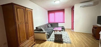 Apartament cu o camera in zona Lipovei