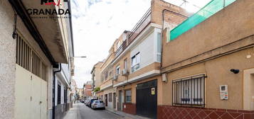 Casa adosada en venta en Calle Venezuela, 10, Barrio de Zaidín