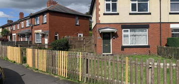 3 bedroom semi-detached house to rent