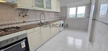 São Marcos T1 (65m2) Impecável / Pronto a habitar