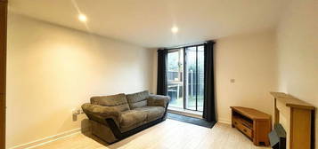 2 bedroom ground floor flat