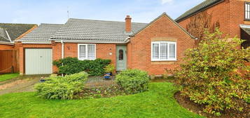 2 bed detached bungalow for sale