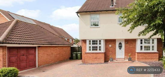 4 bedroom detached house