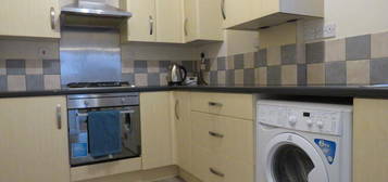 2 bedroom terraced house