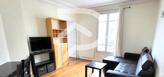 IVRY SUR SEINE - APPARTEMENT 2 PIÉCES DE 43 M² - CHARME DE L'ANCIEN