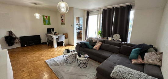 Attraktive Dachgeschosswohnung mit Balkon + Garage in direkter Uni-Nähe! Auch für Kapitalanleger TOP