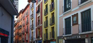 Piso en calle De San Lorenzo, Casco Antiguo, Pamplona