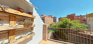 Casa adosada en plaza Farreria en Torrefarrera