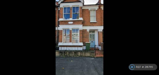 3 bedroom terraced house