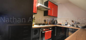 2 bed flat to rent