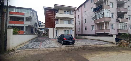 SAPANCA ÇAYİÇİ MAH. ANAYOLA YAKIN 2 ADET 2+1 DAİRE