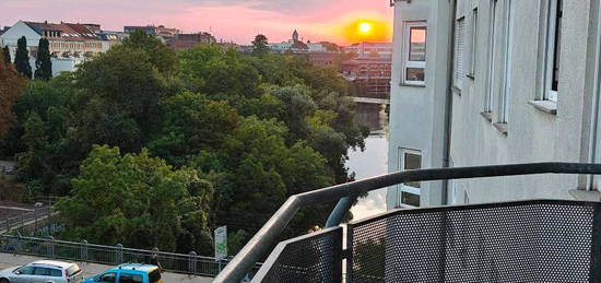 Traumhafter Blick auf den Karl-Heine-Kanal