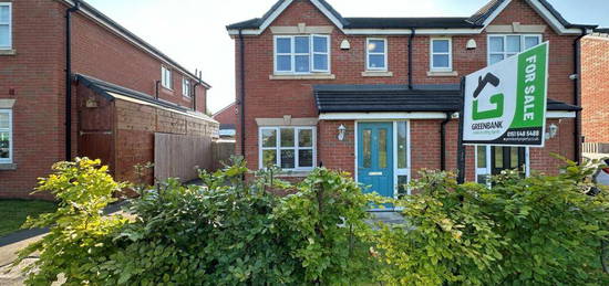 3 bedroom semi-detached house for sale