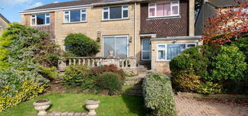 4 bedroom semi-detached house