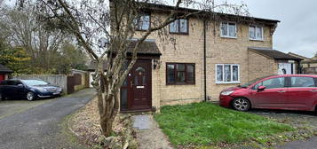 3 bedroom semi-detached house to rent