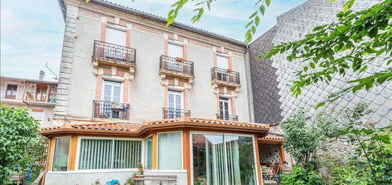 Maison  à vendre, 7 pièces, 4 chambres, 246 m²