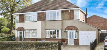 3 bedroom semi-detached house for sale