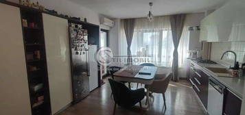 Apartament 3 camere decomandat, Tatarasi Newton