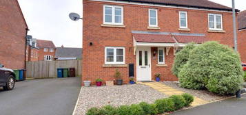 3 bed semi-detached house for sale