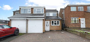 4 bedroom semi-detached house for sale