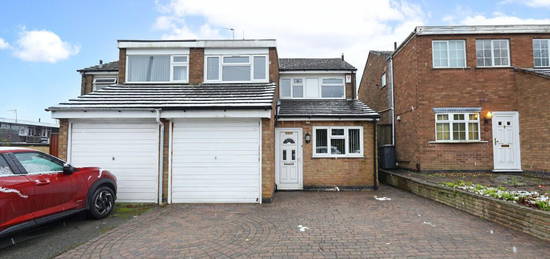 4 bedroom semi-detached house for sale